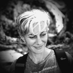 nanette_lelaulu_bw.jpg