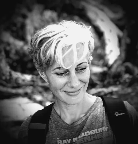 nanette_lelaulu_bw.jpg